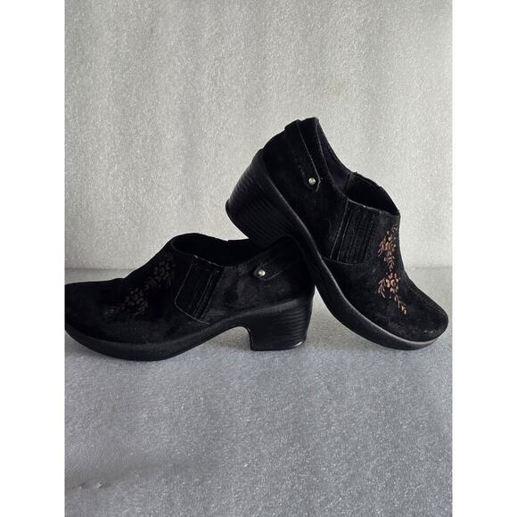 Klogs Missy Women's 7.5 M Black Suede Embroidery Clog Comfort Cottagecore Fairy - Picture 1 of 8